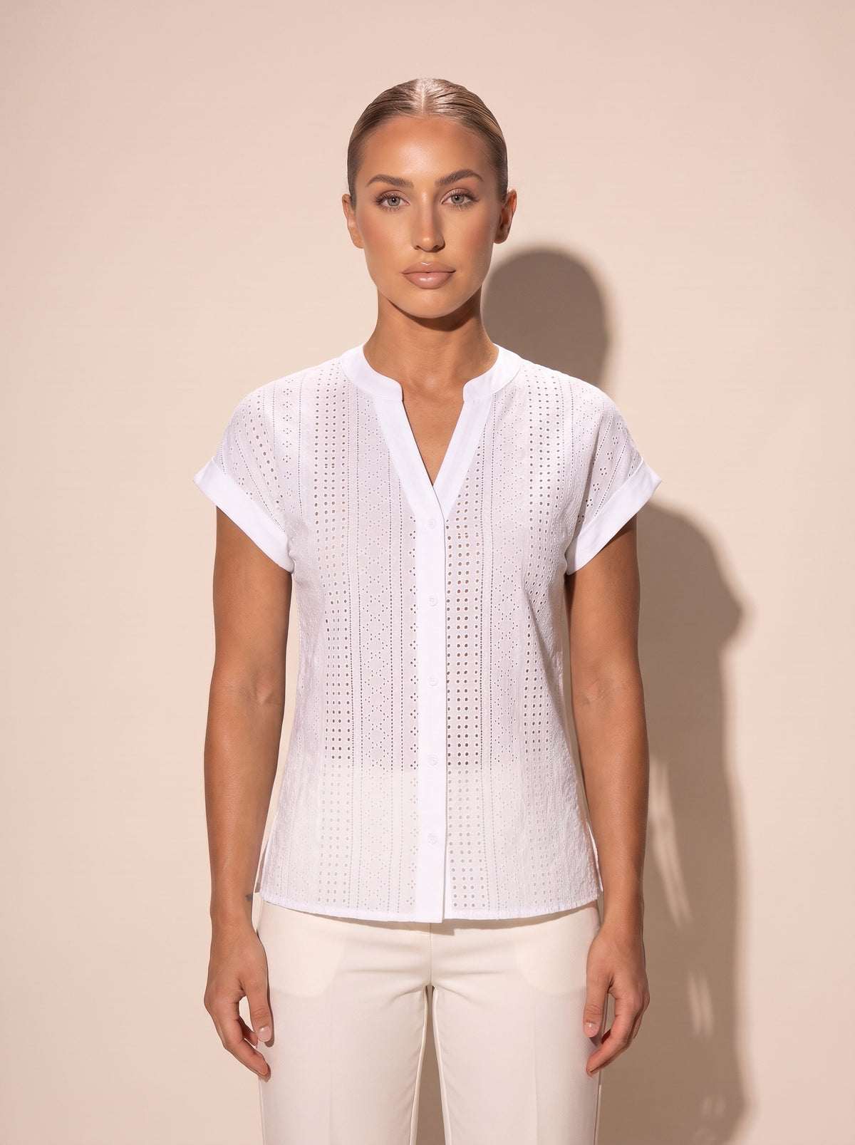 Lochstickerei Bluse