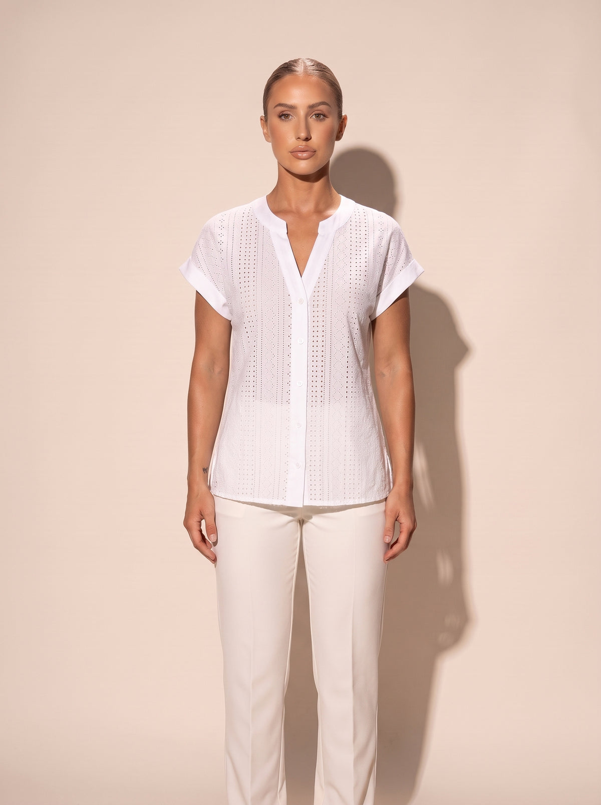 Lochstickerei Bluse